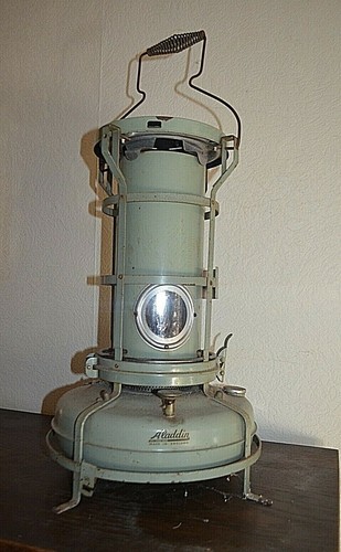 Ancien feu poele kerosene - ,